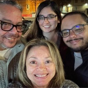 Meet your Posher, Aristela